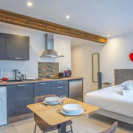 R’studio 25 Hyper Centre *